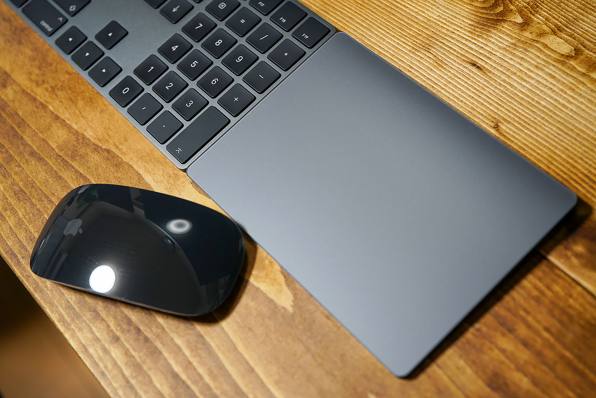 Apple純正 Magic Trackpad 2（スペースグレイ） Apple Magic Trackpad
