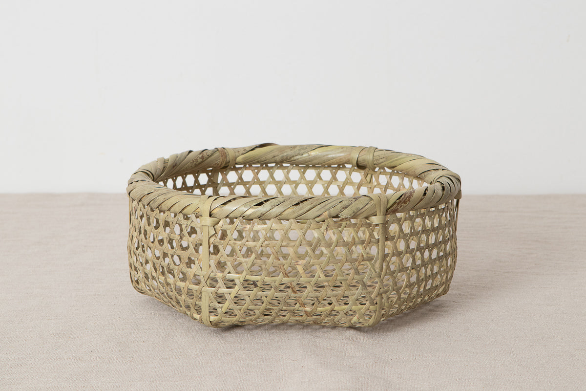 台所で使う 篠竹の目かご 小豆洗い – 市川籠店 | 1basketry