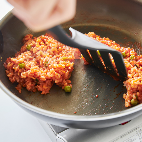 SURUTTO フライパン3点セット》200万回の耐摩耗性試験をクリアした