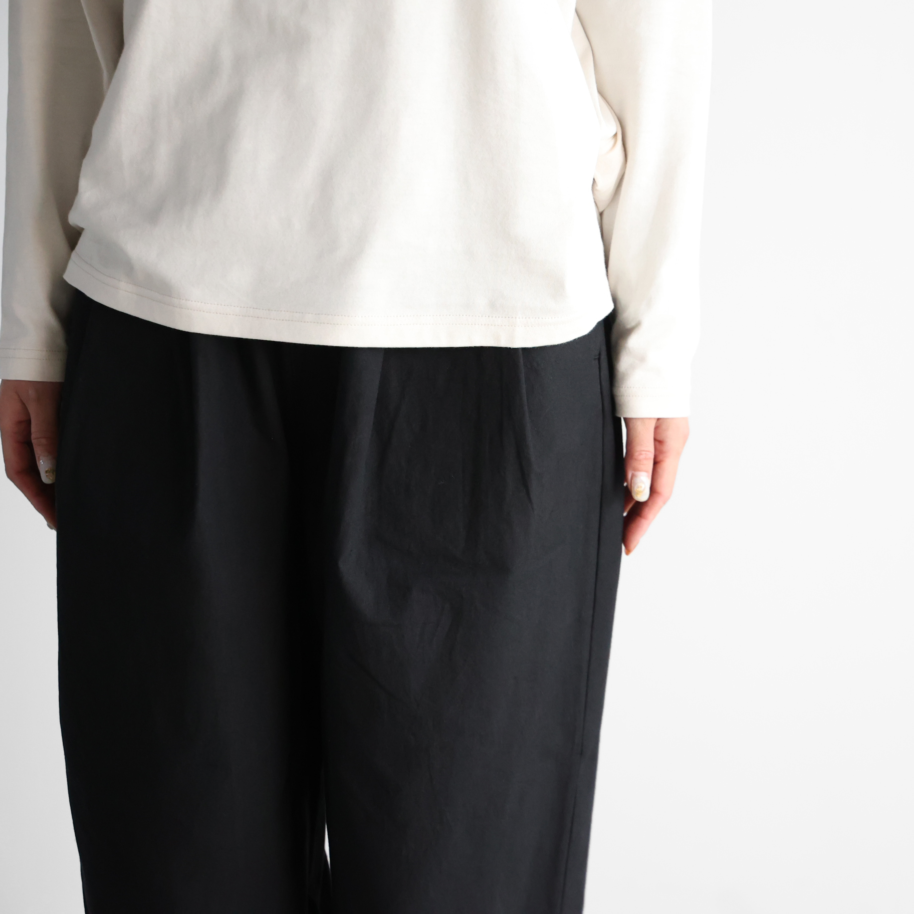 バフクロスワイドパンツ（ブラック）【ユニセックス】504をリリース