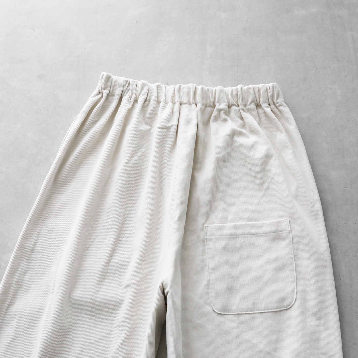 シャトルコーデュロイバルーンパンツロング506Lをリリースしました