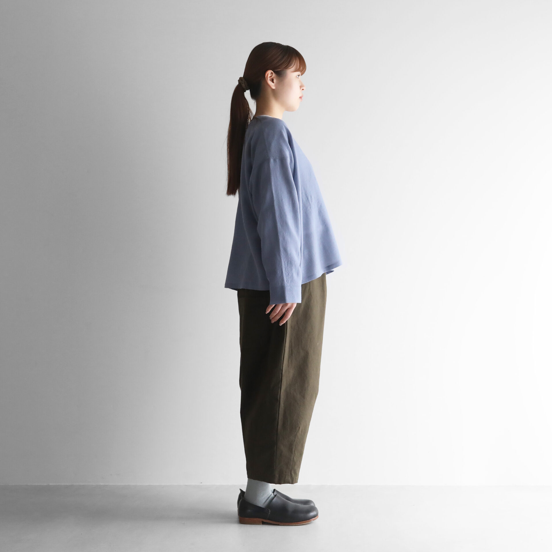 ウォッシャブルウールショートカーディガン 704をリリースしました