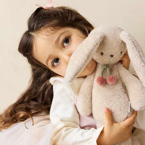 チェリードゥドゥ うさぎ / ぬいぐるみ チェリーピロー – 10mois 公式