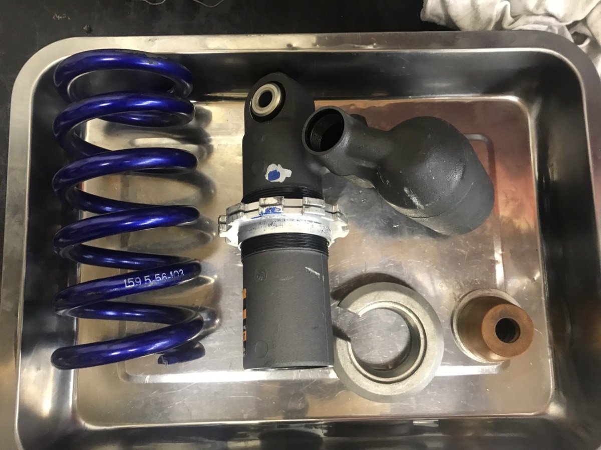 GMD神戸】YZF-R1（2015）純正リヤショックオーバーホール♪ 【10FACTORY】