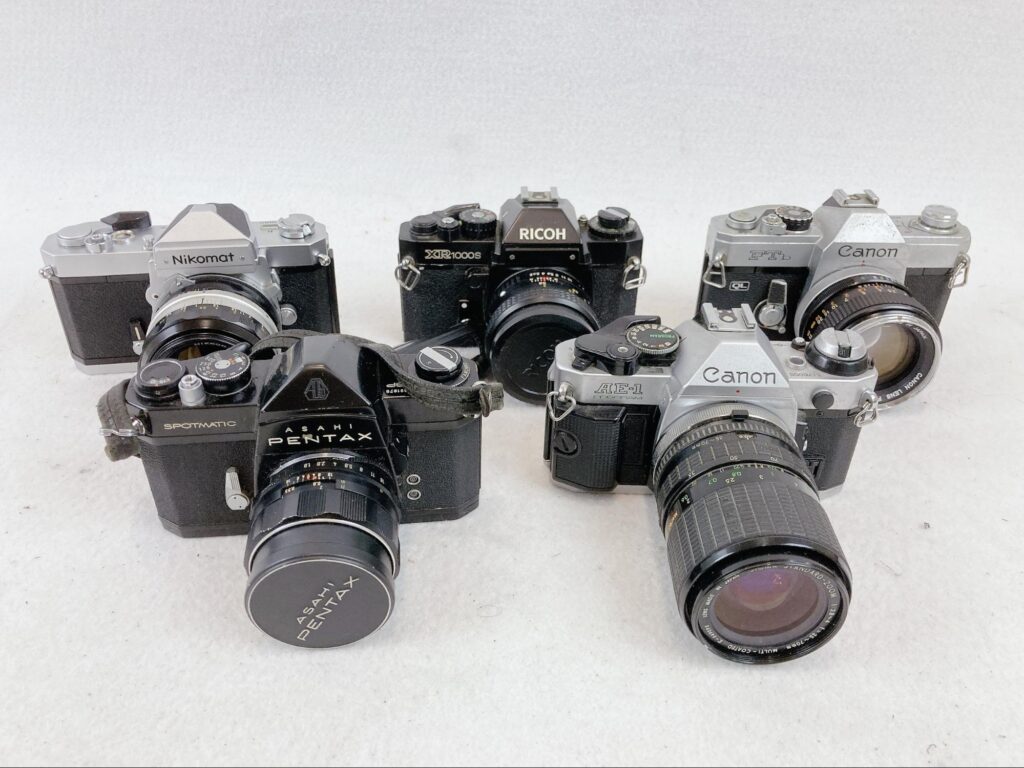 家にある古いカメラを使いたい！フィルム一眼レフカメラの使い方と動作