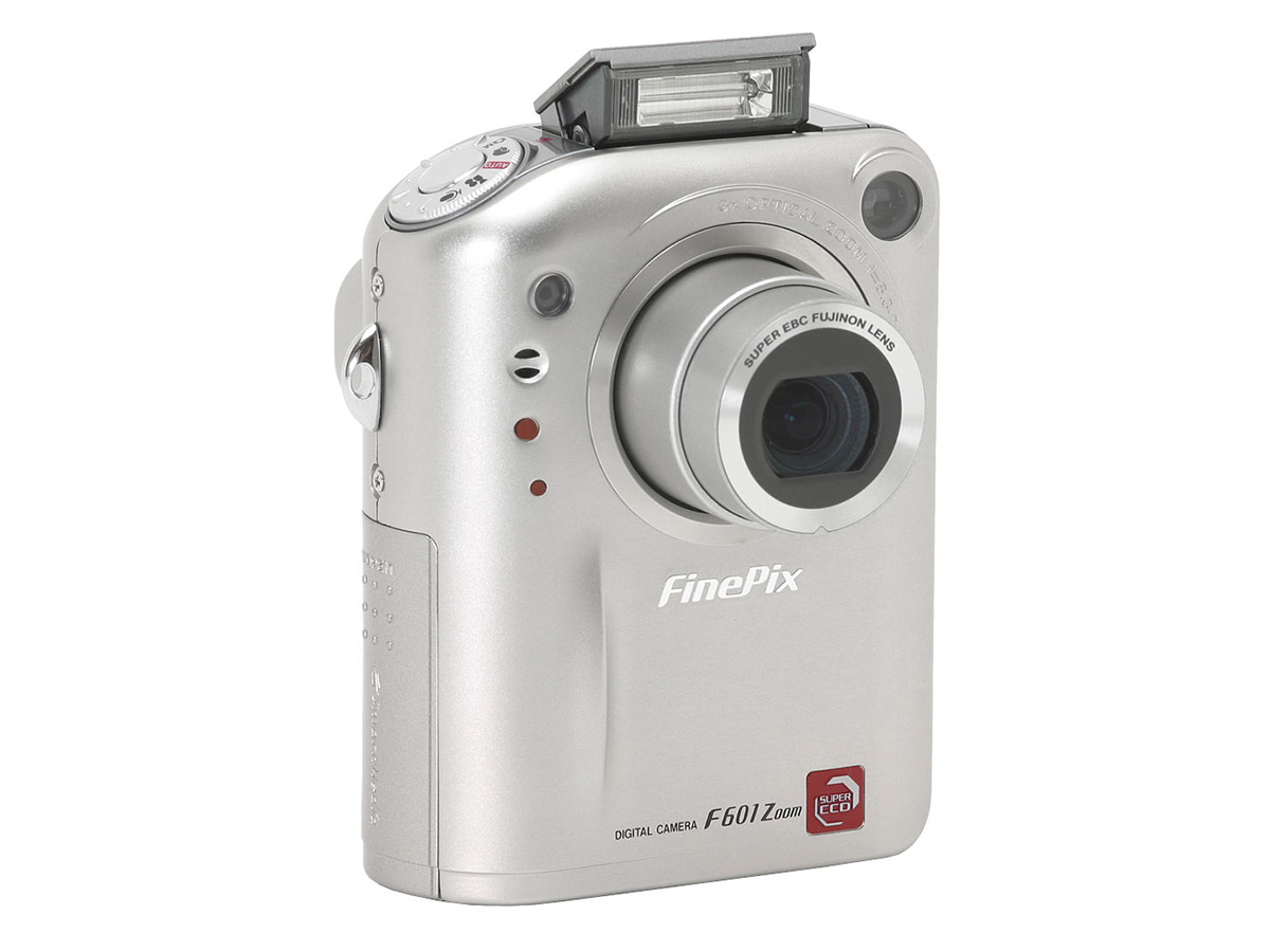 Throwback Thursday: Fujifilm FinePix F601 Zoom: DPReview
