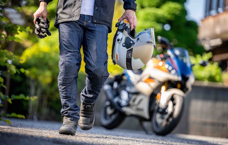 2025年5月20日(火)発売開始!!走行風を取り込む｢空冷式ジーンズ｣が『排