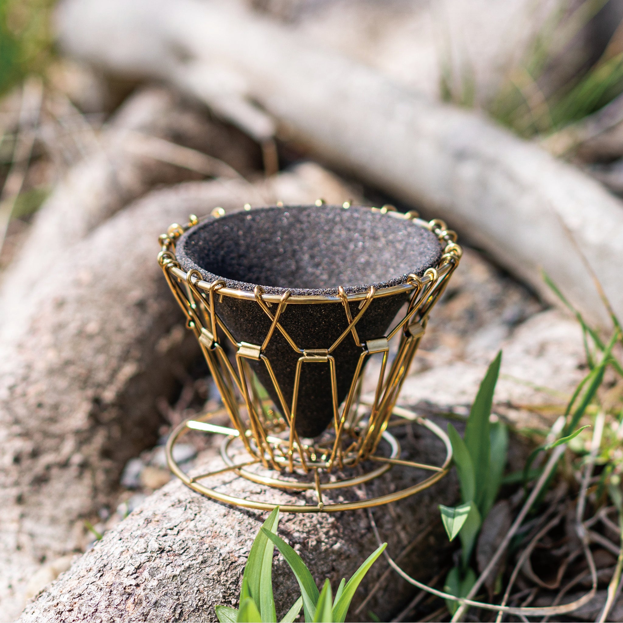 KIKKERLAND ドリッパー(Brass)& セラフィルター001 セット – セラ