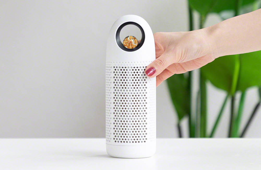 コンパクト除湿機 カルカラ 3R-JST01 | スリーアールソリューション