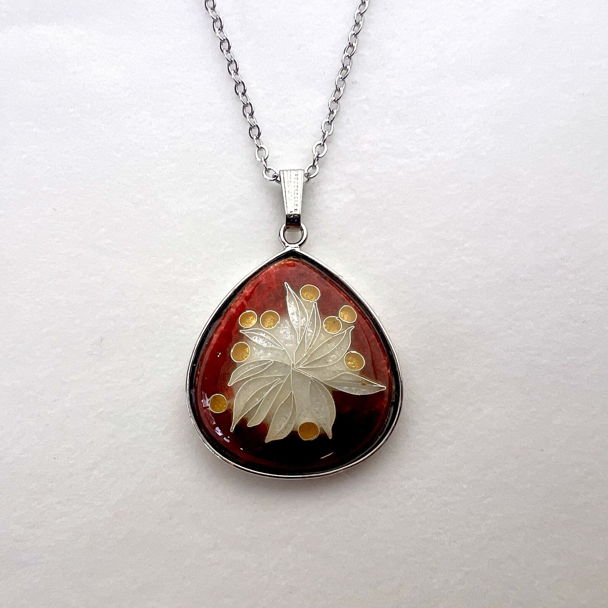 七宝焼ネックレス雫型《柳暗花明：炎》 – 田村七宝工芸 七宝焼窯元