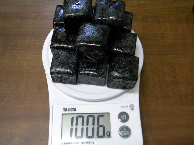 23番 お風呂用 超強力黒焼成北投石1kgセット 北投石・源泉希釈水・販売商品