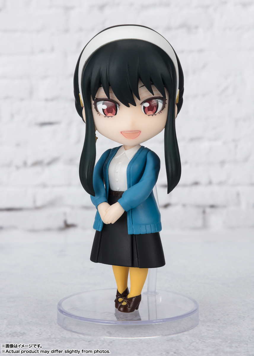 ヨル・フォージャー -おでけけこーで- | ITEMS | TAMASHII NATIONS