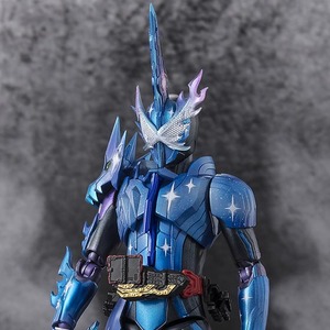 S.H.Figuarts 仮面ライダークロスセイバー10聖剣セット | 魂ウェブ