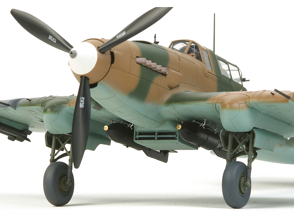 1/48 イリューシン IL-2 シュトルモビク: スケールモデル｜TAMIYA SHOP