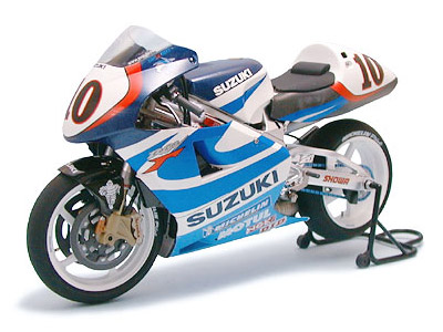 1/12 スズキRGV-ガンマ （XR89）: スケールモデル｜TAMIYA SHOP ONLINE