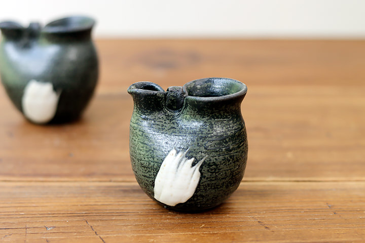 信水窯】ミニ花入/刷毛目/黒 | 【丹波のイロドリ】丹波焼(陶器)の公式