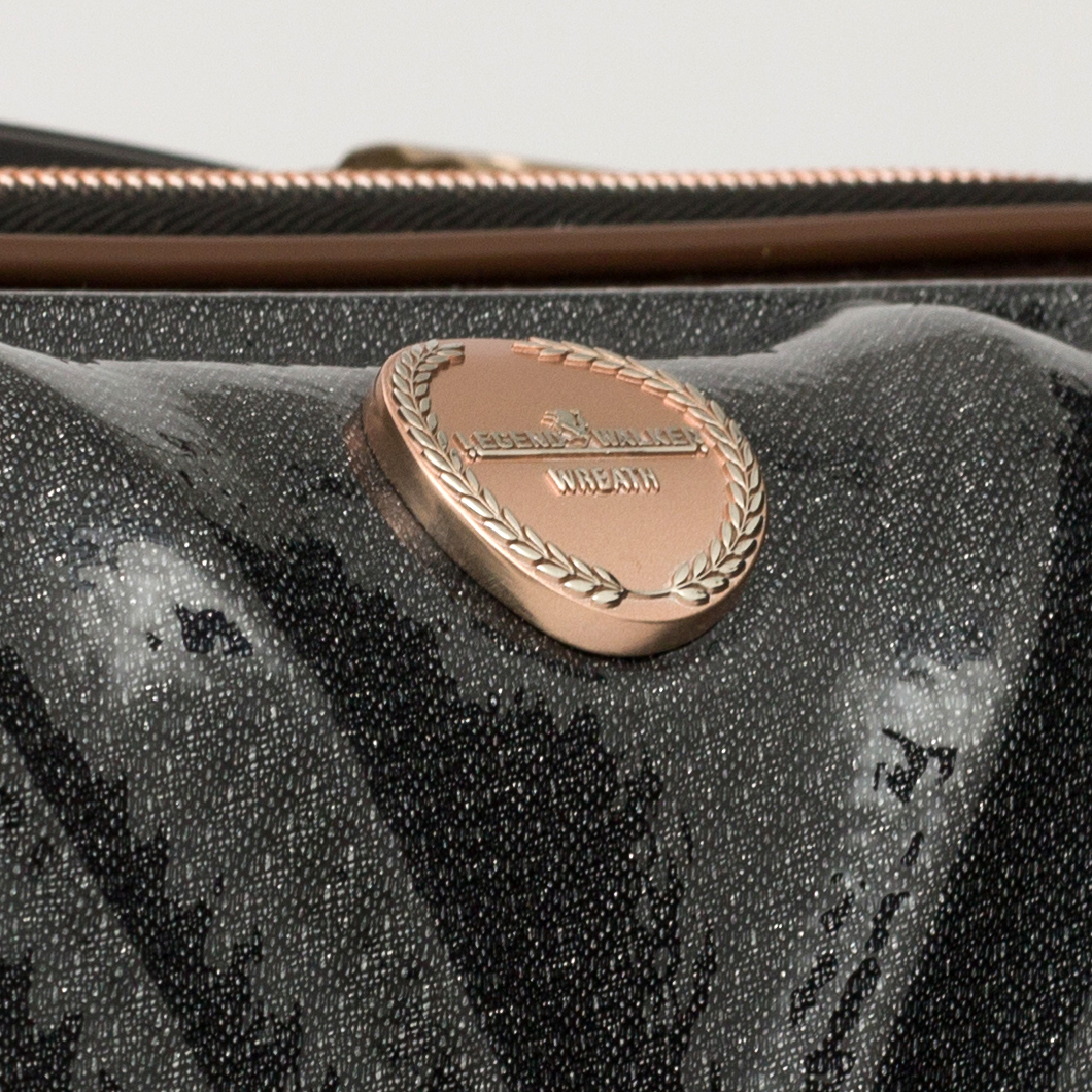 8700 WREATH | LEGEND WALKER | スーツケース | T&S