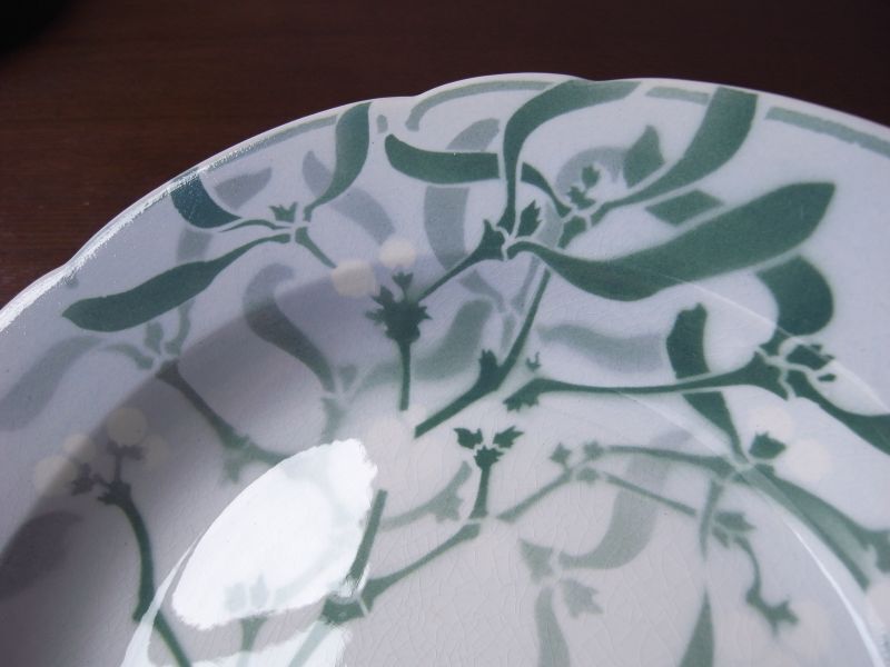 フランスのリュネヴィル窯 ヤドリギの深皿 - テーブルB