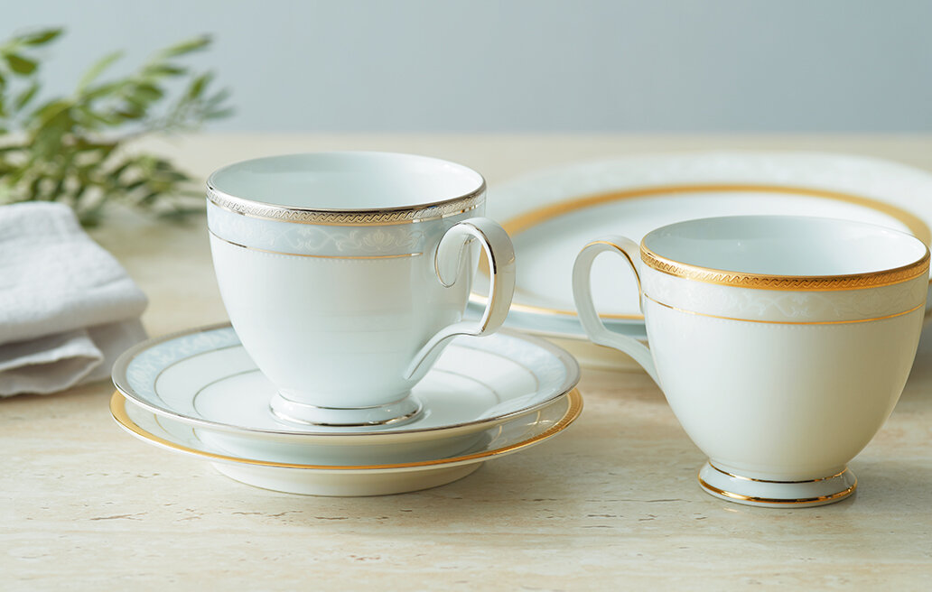ハンプシャーゴールド&プラチナ カップ&ソーサーペア(金・銀