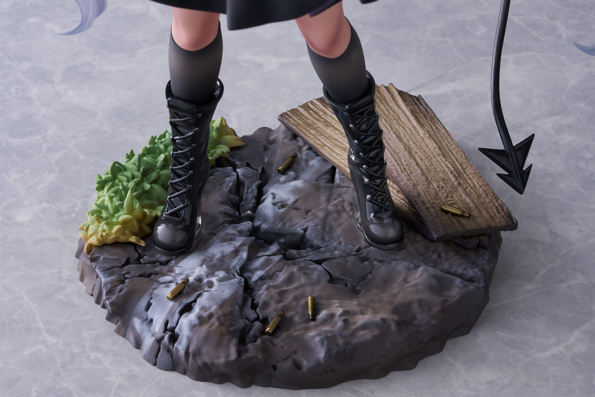 ブルーアーカイブ -Blue Archive- 銀鏡イオリ 1/7スケールフィギュア