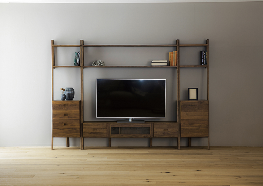 レイリア138TVボード WALNUT(W138×D41×H178.5cm)税込￥178,000 | 高野