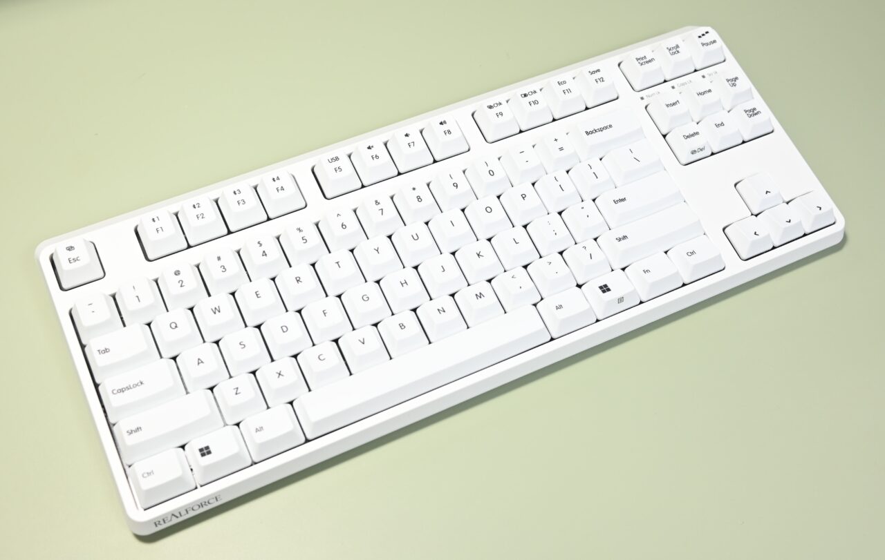 REALFORCE R4 レビュー｜デザインとAPC設定範囲の広さが魅力の新型