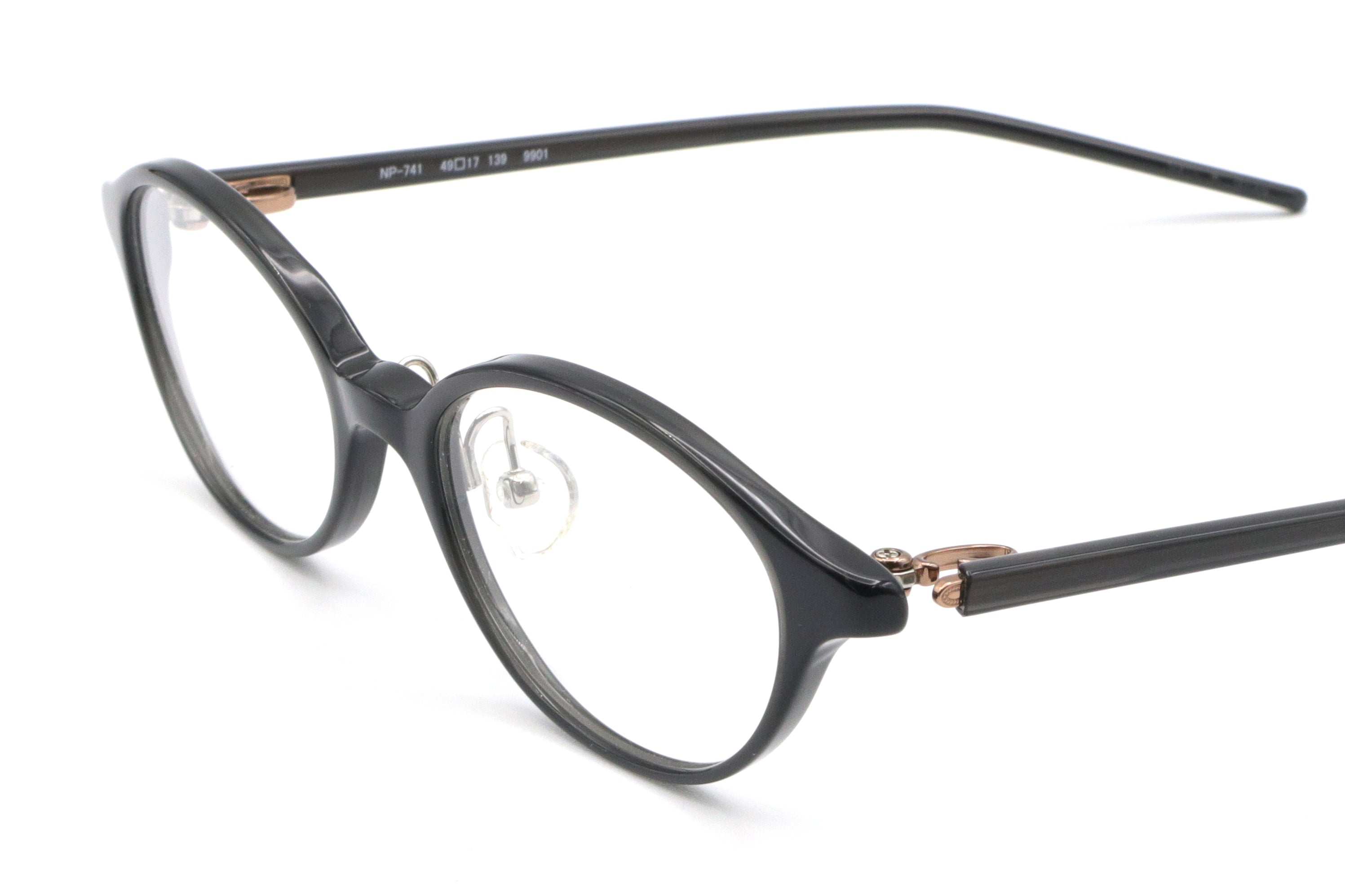 999.9(フォーナインズ) NP-741-9901クリアブラック(49) – 武田メガネ