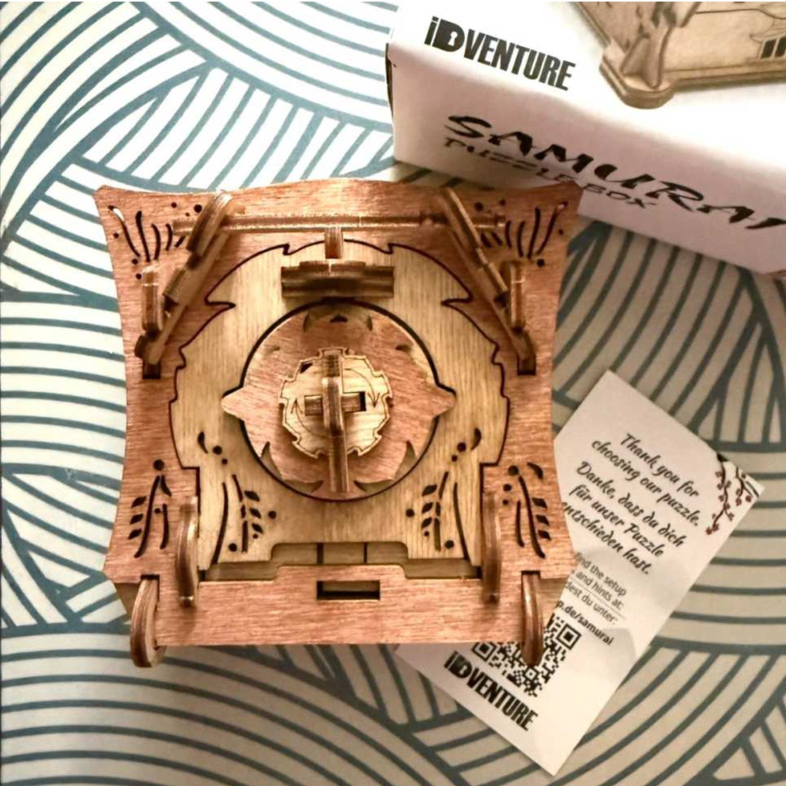 Samurai Puzzle Box – Intermediate Trick Opening Box by iDventure