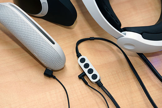 レビュー】PlayStation VRで使う肩載せテレビスピーカー『SRS-WS1』開