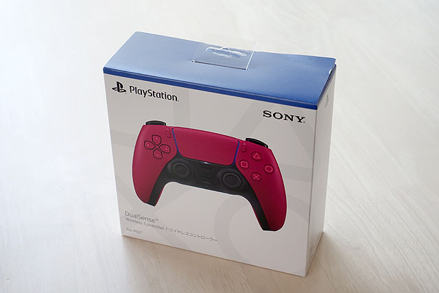 PS5用 DualSense ワイヤレスコントローラー『コズミック レッド』開梱