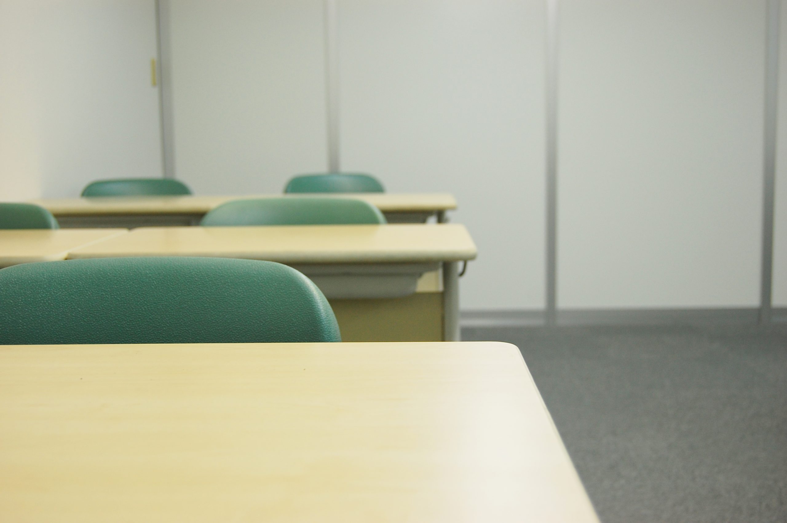 東京大学志望の浪人生必見！駿台予備校と河合塾をガチ比較してみた[中