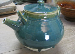 伊賀丸柱青土瓶 | 東海地方 | 手仕事調査 | 手仕事フォーラム