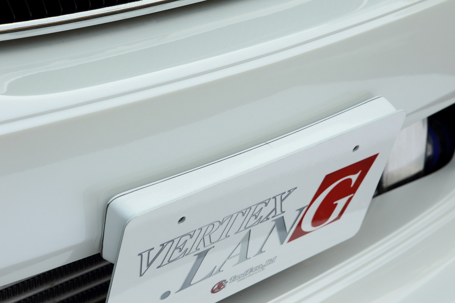 ナンバープレート用台座