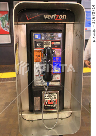 アメリカの公衆電話の写真素材 [35670714] - PIXTA