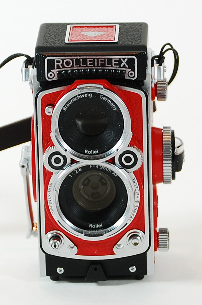 Rolleiflex MiniDigi AF 5.0 Digital Classic Camera from Minox