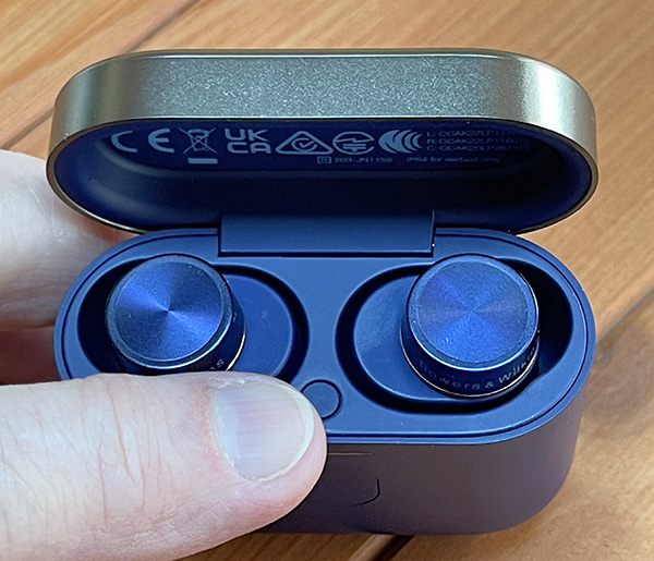 Bowers & Wilkins Pi7 S2 review - How much better than the original