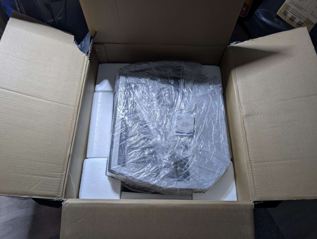 Makera Carvera Air Desktop CNC Machine review - Full CNC power in