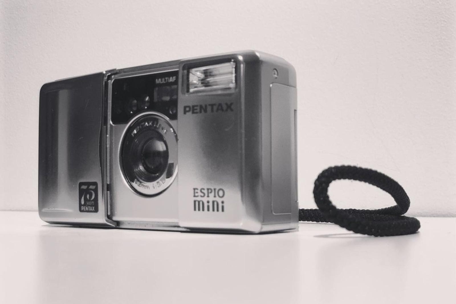 Testing the Pentax Espio Mini w/ Fujifilm Superia - The Power Of Wow