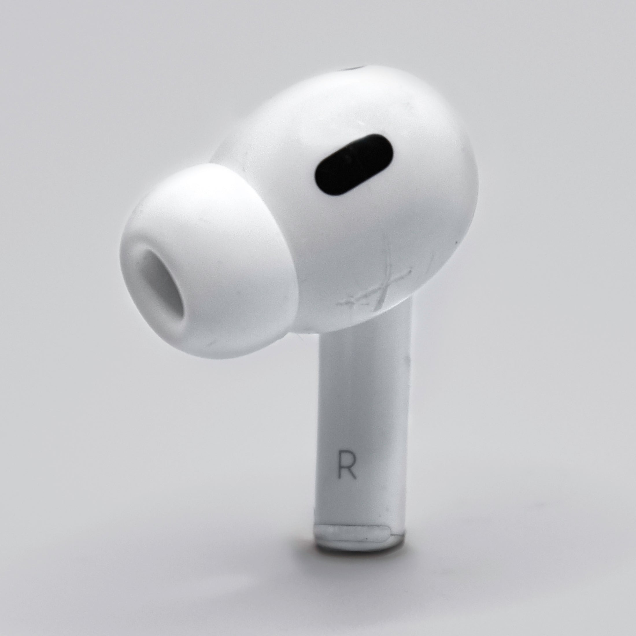Right Replacement AirPod - AirPods Pro (2nd Generation) - Well