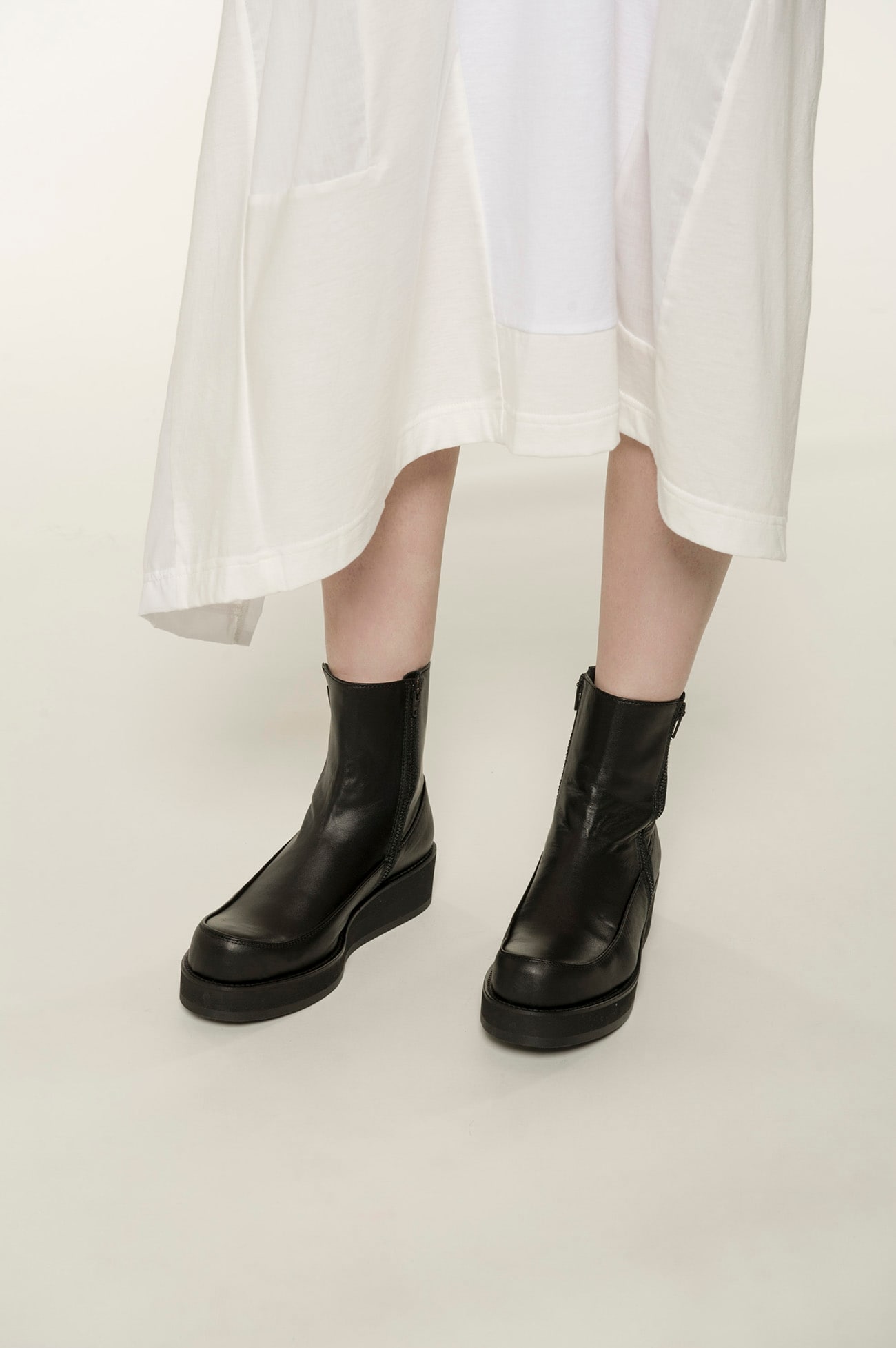 SOOMTH LEATHER PLATFORM ZIP UP BOOTS(22.5 Black): Y's｜THE SHOP