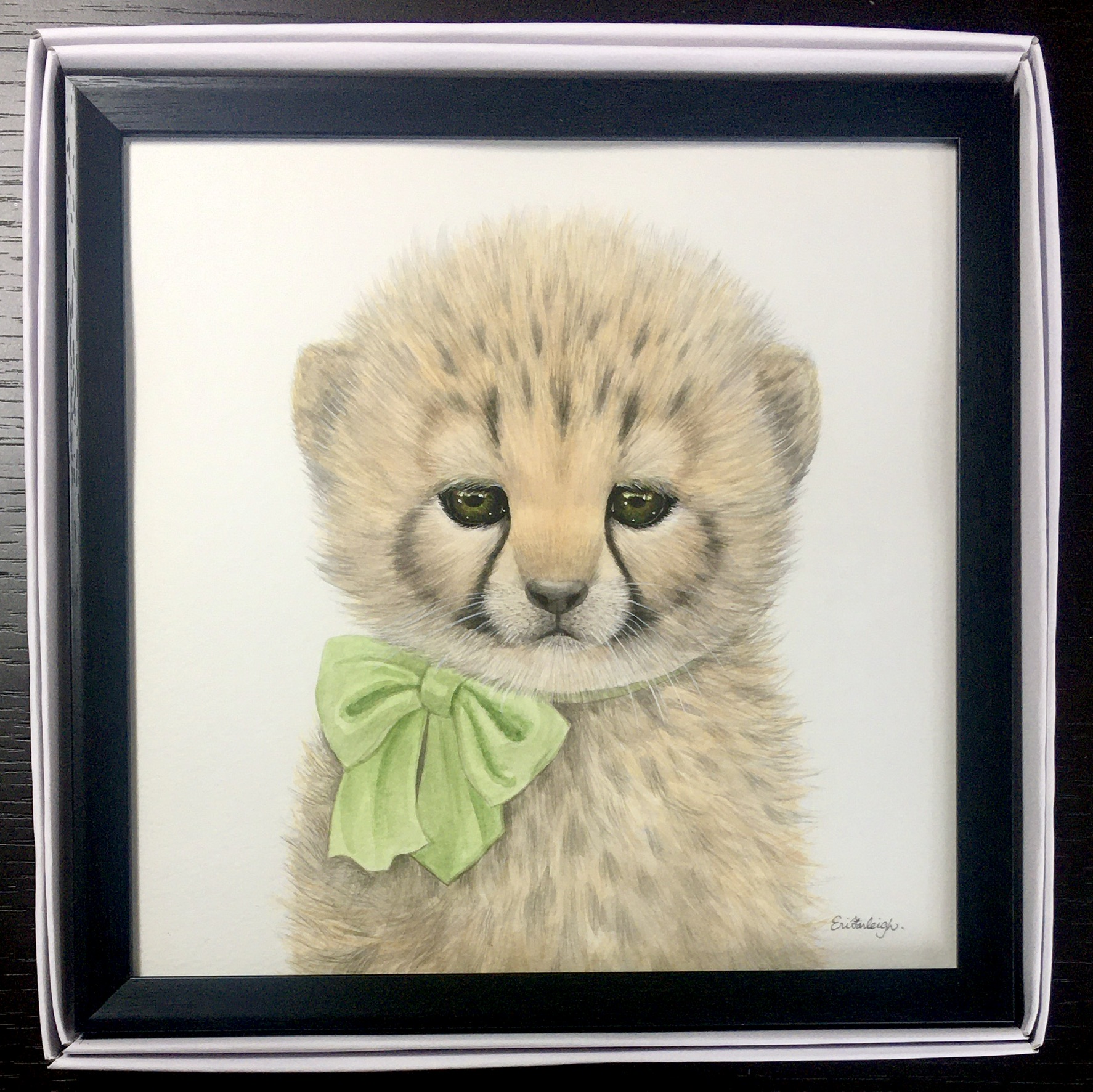 チーターの赤ちゃん | ファーレイ恵梨 ｜インテリア絵画 アートの専門