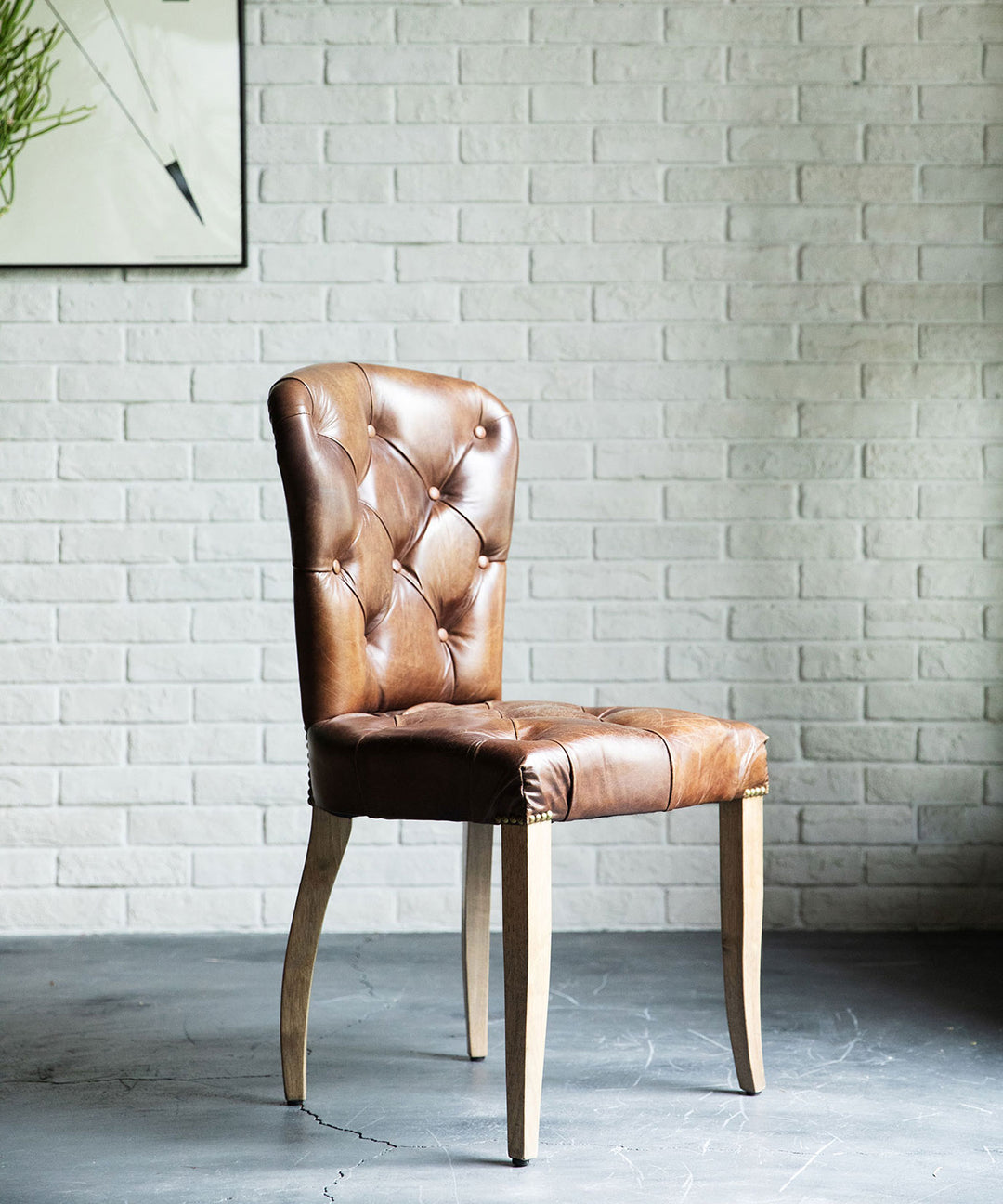 HALO（ハロー）】 CHESTER CHAIR｜クラシックで格式高いデザインの椅子