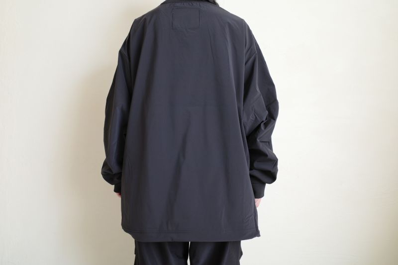 UNTRACE BOX STRETCH SMOCK 2 L/S ・BLACK - tity