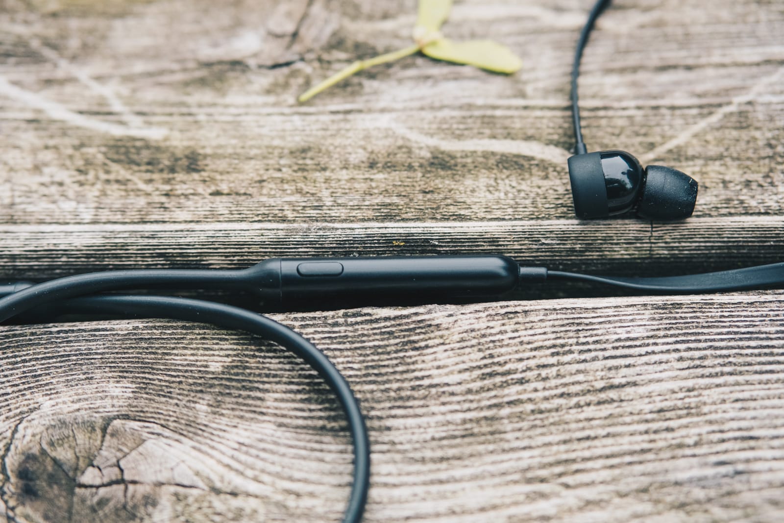 The BeatsX Headphones Review — Tools and Toys