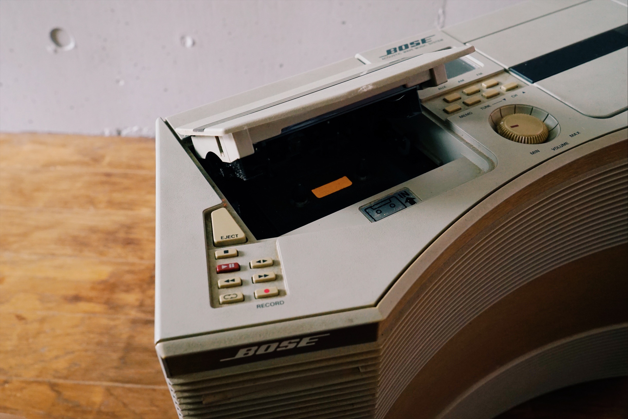 壊れてても捨てられない。15年以上使い続けてる名機「BOSE AW-1D