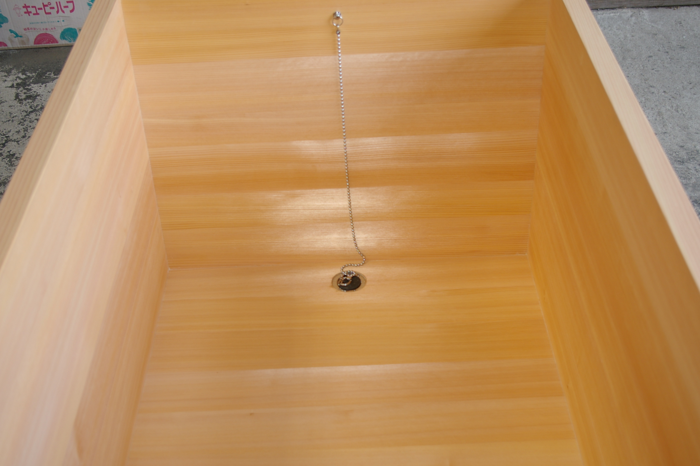 展示・アウトレット浴槽 1300×750×630H 椹（サワラ） - 天然木曽檜、檜