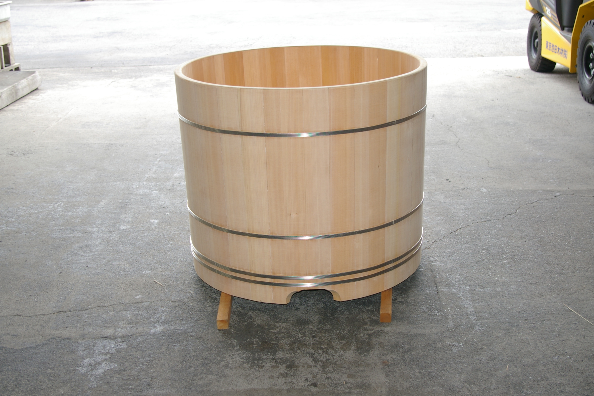 展示・アウトレット丸型浴槽 900外径×740H 椹（サワラ） - 天然木曽檜