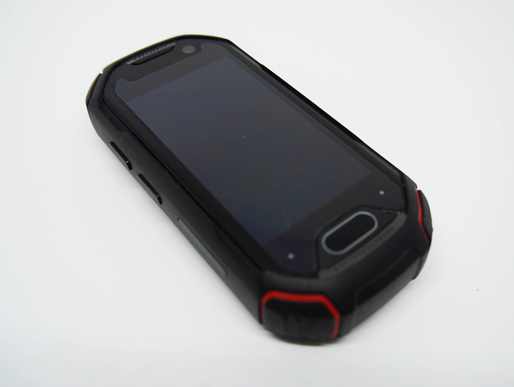 レビュー】防塵防水で世界最小！タフネススマホUnihertz Atomを実際に