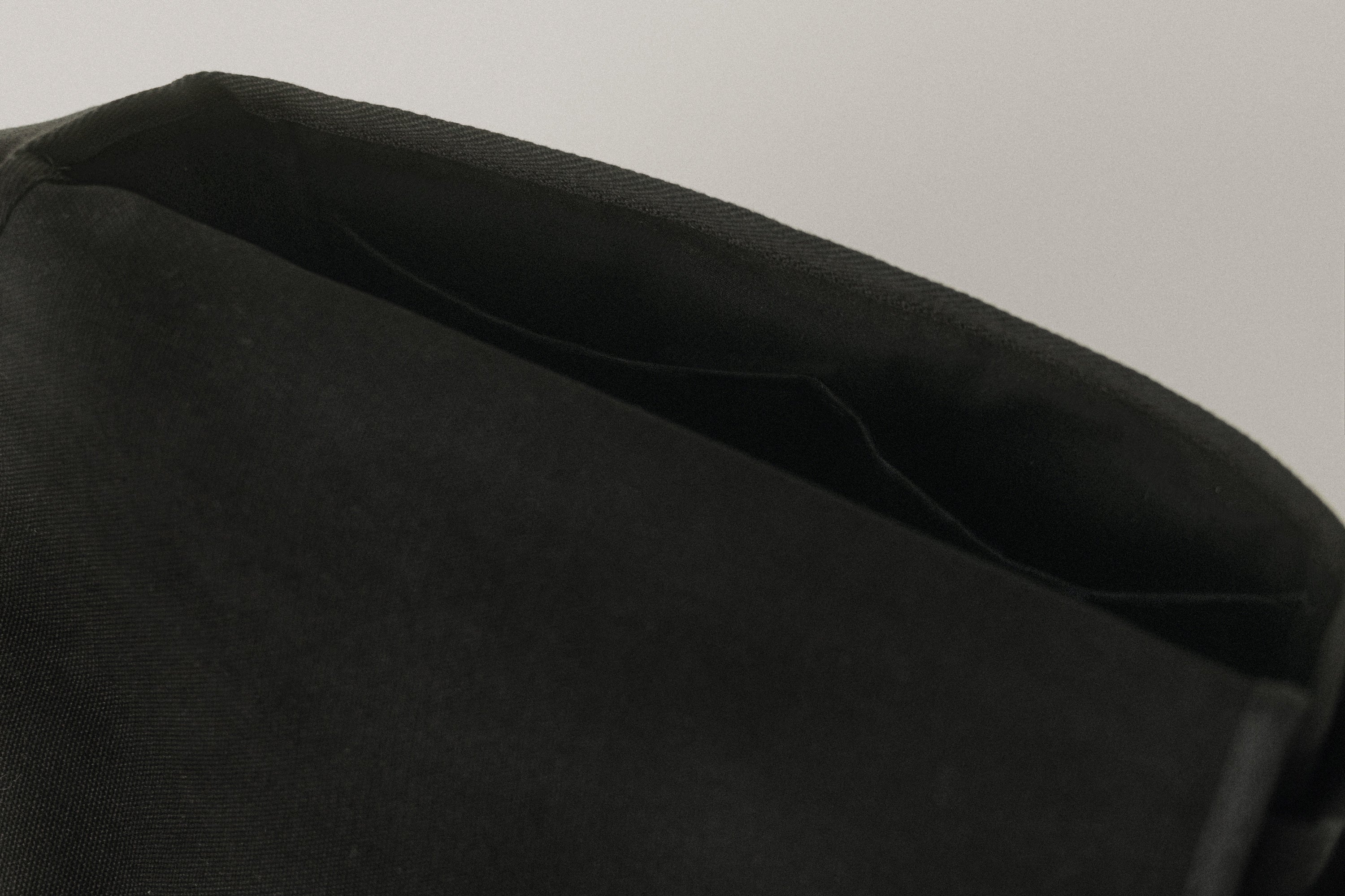 SAC BOUT SMALL BLACK – TOUT Y EST JP