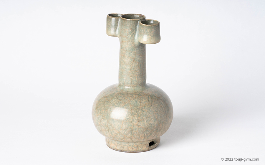 南宋官窯修内司 貫耳長頸瓶 – Two Cylinder ears | 陶磁オンライン